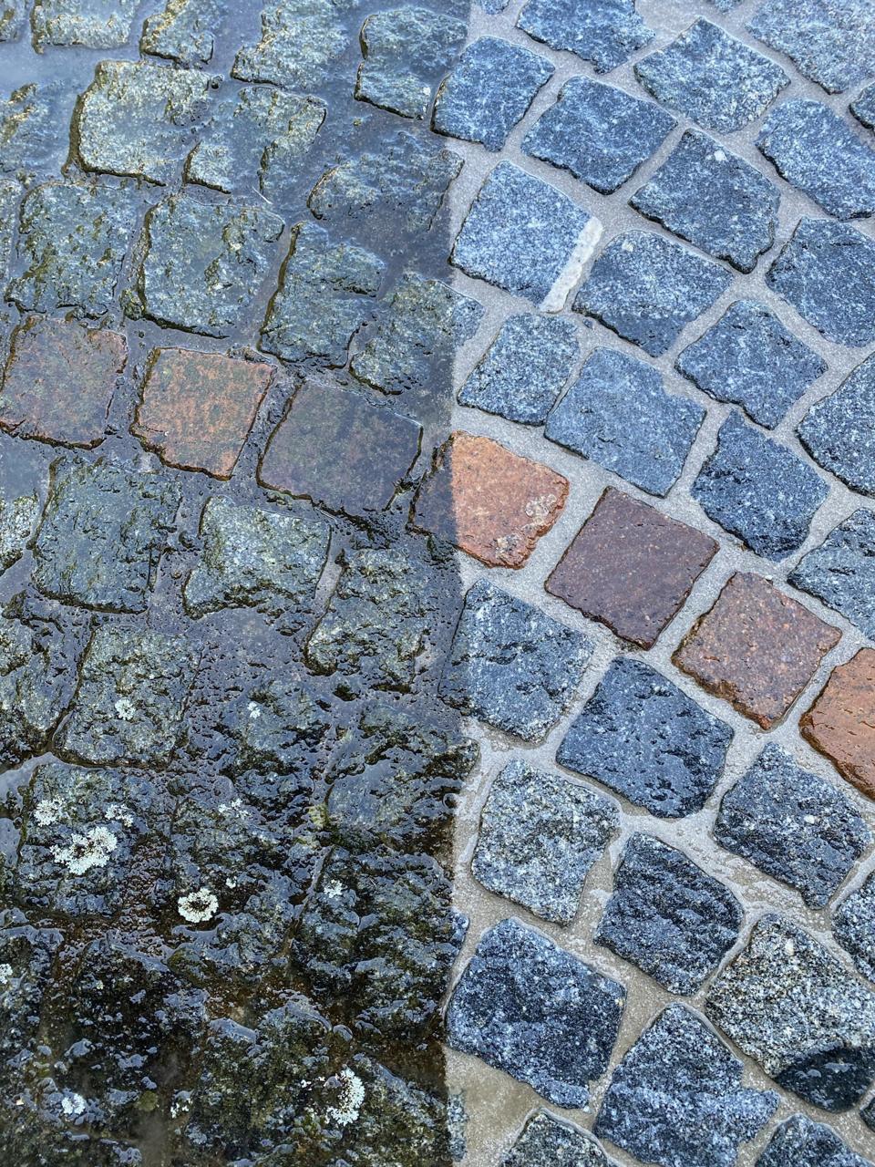 Granitpflaster vor und nach Reinigung mit neuer Verfugung